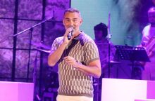 Γιώργος Καπουτζίδης: H αφιέρωση που έκανε επί σκηνής στον σύντροφό του - «Υπάρχει κάποιος που με έκανε να μη φοβάμαι το για πάντα»