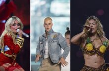 Το Coachella 2026 φέρνει για πρώτη φορά στη σκηνή ως headliners τη Σαμπρίνα Κάρπεντερ, τον Τζάστιν Μπίμπερ και την Karol G - To εντυπωσιακό line-up.
