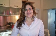 Η 40χρονη Ενκελέιντα δολοφονήθηκε από τον εν διαστάσει σύζυγό της στη μέση του δρόμου στο Μενίδι τον Μάιο του 2024