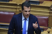 Θάνος Πλεύρης