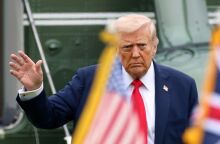 Ο πρόεδρος των ΗΠΑ Ντόναλντ Τραμπ ανακοίνωσε την πρόθεσή του να κατατάξει την antifa στους τρομοκράτες, παρότι η οργάνωση δεν έχει συγκεκριμένη δομή ή ηγεσία.