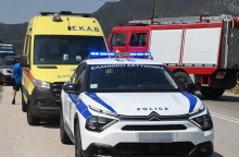 Ασθενοφόρο, περιπολικό και όχημα της Πυροσβεστικής