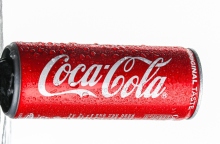 Το λογότυπο της Coca Cola και το κρυμμένο μήνυμα 