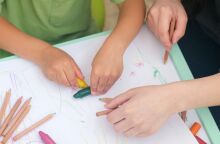 Αυλώνας: Η κατάθεση της δασκάλας που οδήγησε στη σύλληψη του ιδιοκτήτη σχολείου  - Έλειπαν τούφες από τα μαλλάκια του