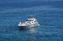 Ναυάγιο σκάφους με μετανάστες εντοπίστηκε ανατολικά του Πλωμαρίου Λέσβου - Διασώθηκαν 17 άτομα, ενώ ανασύρθηκε νεκρή μία γυναίκα - Συνεχίζονται οι έρευνες. 