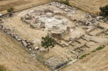 Το ΥΠΠΟ αποκαθιστά τον περίκεντρο ναό στη Μαξιμιανούπολη, κρίσιμο βυζαντινό κέντρο της Θράκης - Χρηματοδότηση 1,5 εκ. € για δομική αποκατάσταση και ανάδειξη.