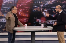 Πώς τολμά ο Ζαχαρός να ενοχλεί τους συντρόφους;