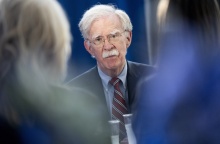 Τζον Μπόλτον 