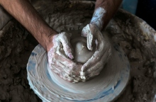 Πόλη μου φτιαγμένη απο πηλό: Εργαστήρια κεραμικής σε Αθήνα και Θεσσαλονίκη