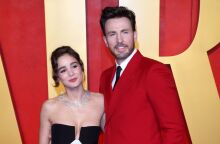 Ο Κρις Έβανς και η σύζυγός του, Άλμπα Μπαπτίστα, απέκτησαν το πρώτο τους παιδί - Ο Captain America είχε εκφράσει δημόσια την επιθυμία να δημιουργήσει οικογένεια