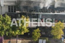 Συναγερμός στη Θεσσαλονίκη: Φωτιά ξέσπασε σε γνωστό καφέ στη Λεωφόρο Νίκης - Επί τόπου 25 πυροσβέστες με 10 οχήματα.