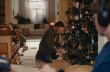 Η αλυσίδα John Lewis παρουσίασε τη διαφήμιση για τα Χριστούγεννα 2025 - Μια συγκινητική ιστορία πατέρα και γιου με μουσική επένδυση ένα κλασικό dance κομμάτι 