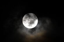 Μαγευτικές εικόνες από το «Φεγγάρι του Κάστορα» 