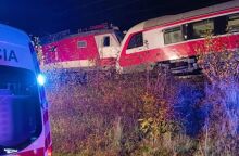 Σλοβακία: Σοβαρή σύγκρουση δύο τρένων σημειώθηκε κοντά στην Μπρατισλάβα - Η αστυνομία επιβεβαίωσε το δυστύχημα και ότι υπάρχουν πολλοί τραυματίες.