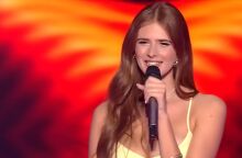 The Voice: Η 17χρονη Ρέα Μπούρη, κόρη του συνθέτη Αλέξη Σέρκου και της Νατάσας Ζενετζή, εντυπωσίασε τους coaches και εντάχθηκε στην ομάδα του Χρήστου Μάστορα.