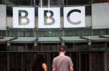 Explainer: Γιατί παραιτήθηκε ο  γενικός διευθυντής του BBC και ποιο ήταν το μοντάζ στο ντοκιμαντέρ για τον Τραμπ