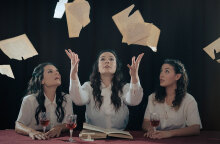 Ανέγγιχτες στο Θέατρο Χώρος