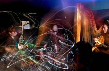 Harper Trio: Το «Dialogue of Thoughts» είναι ένα ημερολόγιο ενσυνειδητότητας