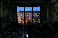 Ουκρανία: Σφοδρή ρωσική επίθεση έπληξε πολλές συνοικίες του Κιέβου, με 11 τραυματίες, φωτιές και εκτεταμένες ζημιές σε κτίρια και υποδομές.