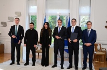 Μητσοτάκης και Ζελένσκι υπέγραψαν τη συμφωνία για τη μεταφορά αερίου από την Ελλάδα στην Ουκρανία