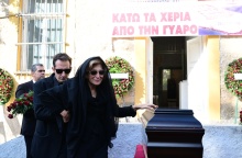 Η σύζυγος του Αλέκου Φλαμπουράρη, Εύη