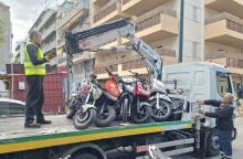 Ο Δήμος Αθηναίων ξεκίνησε μαζική απομάκρυνση εγκαταλελειμμένων δικύκλων - Δούκας: «Απελευθερώνουμε θέσεις και βελτιώνουμε την προσβασιμότητα»