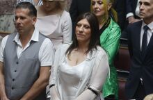 «Και πολύ κάθισα»: Νέα ανάρτηση Καραναστάση μετά την παραίτηση - Το σχόλιο της Κωνσταντοπούλου