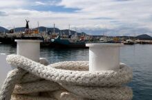 Αυτοκίνητο έπεσε στη θάλασσα από την προβλήτα στη Σαλαμίνα - Ο οδηγός εντοπίστηκε νεκρός - Οι πρώτες πληροφορίες για το περιστατικό