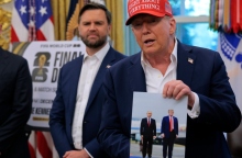 Πώς η ομάδα του Ντόναλντ Τραμπ έγινε ρωσικό λόμπι