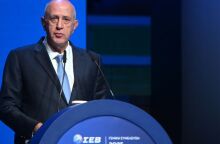 Σπύρος Θεοδωρόπουλος: Ο πρόεδρος του ΣΕΒ τονίζει ότι το νέο πλαίσιο διευκολύνει την υπογραφή κλαδικών συμβάσεων και καλύπτει όλους τους εργαζόμενους.