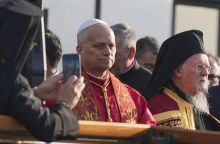 Ο πάπας Λέων και ο πατριάρχης Βαρθολομαίος στη Νίκαια - Live η ιστορική κοινή λειτουργία