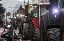 «Ζεσταίνουν» τις μηχανές των τρακτέρ οι αγρότες - Ξεκινούν από αύριο τα πρώτα μπλόκα