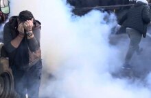  Ένταση και χημικά σε Πλατύκαμπο και Νίκαια στη Λάρισα - Στήνουν μπλόκα οι αγρότες