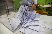 Κάλπη από την οποία βγαίνουν τα ψηφοδέλτια