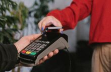 Από 1η Δεκεμβρίου IRIS παντού: Τι αλλάζει σε καταστήματα και e‑shops 