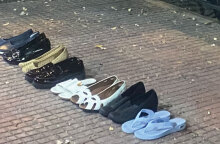 Τίνος είναι αυτά τα παπούτσια;