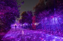 OXI AKOMA-Ποιο είναι το πρόσωπο πίσω από το φωτεινό πάρκο στο Πεδίον του Άρεως; 