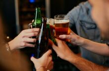 Επιχείρηση «Νυχτερινός Ποιμήν»: Σε ελέγχους σε μπαρ εντοπίστηκαν 7 ανήλικοι - Συνελήφθησαν ιδιοκτήτης και υπεύθυνος - Τα παιδιά παραδόθηκαν στους κηδεμόνες.