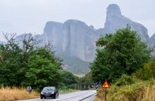 Με χαμηλές θερμοκρασίες και τοπικές βροχές ο καιρός την Τετάρτη