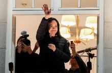 WSJ: Η μυστική απόδραση της Ματσάδο από τη Βενεζουέλα – Η περούκα, η πτήση και το κρίσιμο τηλεφώνημα στις ΗΠΑ