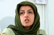 Δύο φορές στα επείγοντα μεταφέρθηκε η νομπελίστρια Ναργκίς Μοχαμαντί μετά τη σύλληψή της