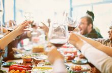 Πώς να απολαύσουμε τις γιορτές των Χριστουγέννων χωρίς ενοχές για το φαγητό 