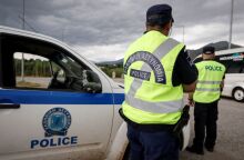 Περιπολικό σε μπλόκο