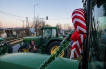 Στολισμλενο τρακτέρ