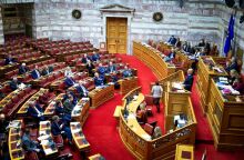 Η ολομέλεια της Βουλής κατά τη συζήτηση του νομοσχεδίου για τις Ένοπλες Δυνάμεις