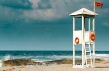 Καλοκαιρινές ιστορίες #3: Ο Ναυαγοσώστης ή «The Baywatch Project»