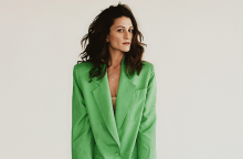 Συνέντευξη Dragonette: Η τραγουδίστρια Martina Sorbara μιλάει για το άλμπουμ «Twennies», την υποψηφιότητα για Grammy και τη μεγάλη αλλαγή στην καριέρα της.