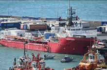 Το πλοίο-ασθενοφόρο Ocean Viking