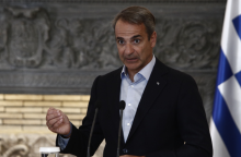 Πιστή στην παράδοση η κυβέρνηση (ξανα)ανακοινώνει λουκέτο στις «λέσχες φιλάθλων»