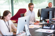 9 στις 10 εταιρείες τεχνολογίας στην Ελλάδα σχεδιάζουν αύξηση μισθών